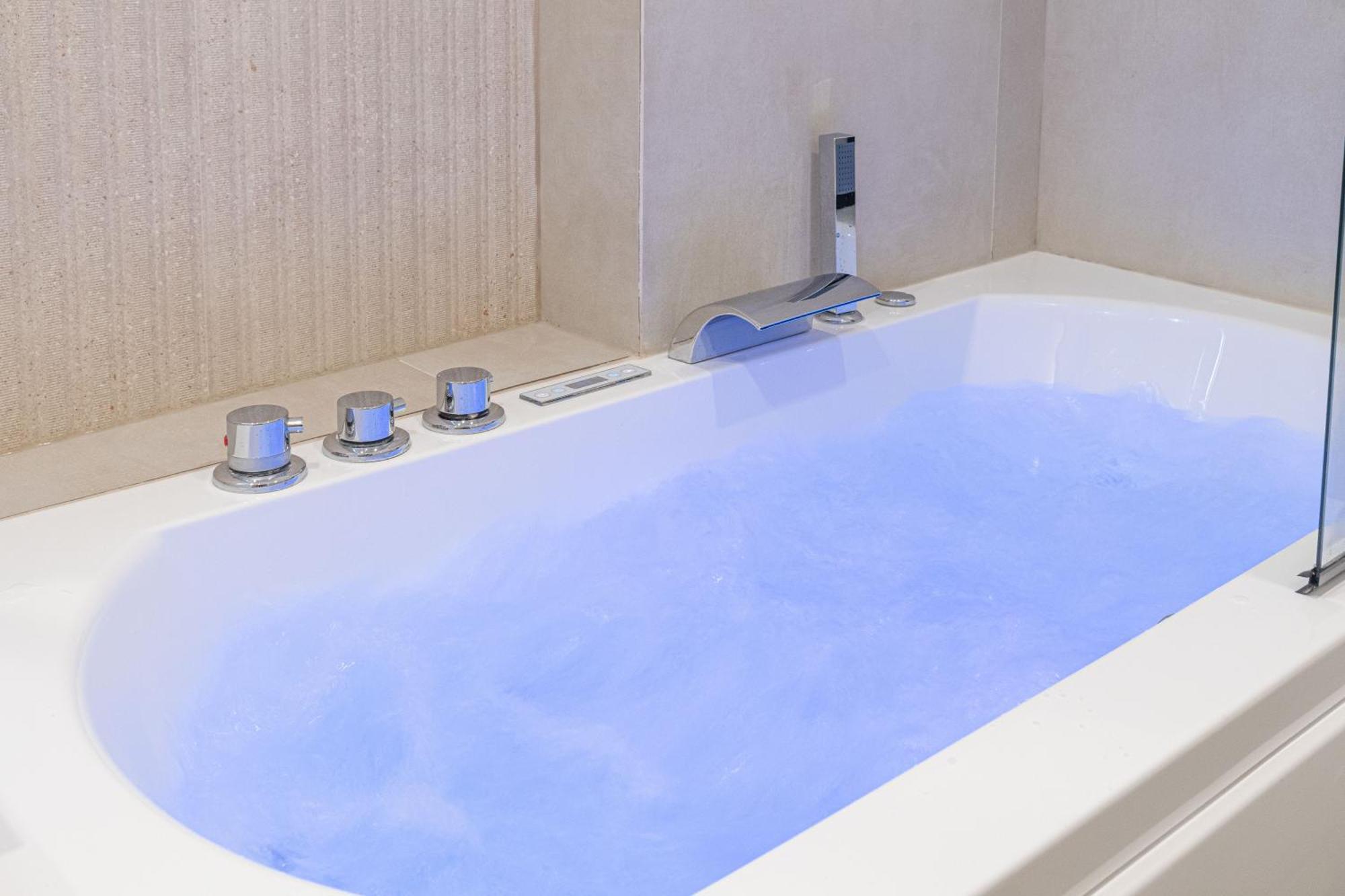 Lavie Maison Ac & Jacuzzi パリ エクステリア 写真