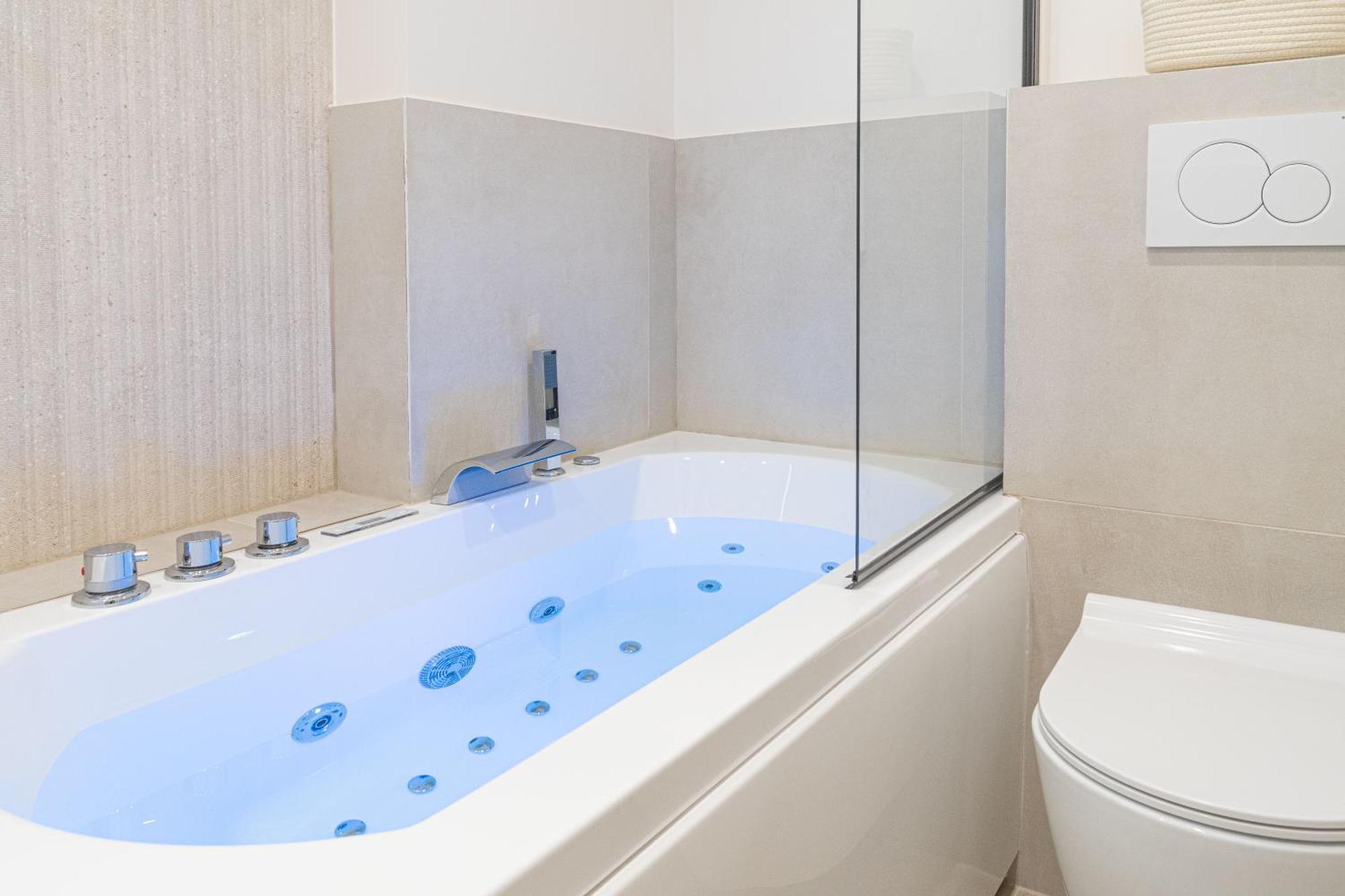 Lavie Maison Ac & Jacuzzi パリ エクステリア 写真